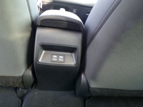 Used 2024 Toyota Corolla LE image 23