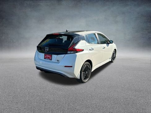 Used 2024 Nissan Leaf SV Plus image 16