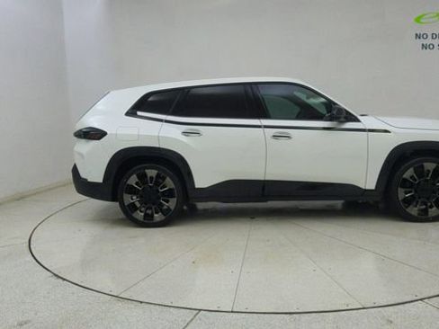 Used 2023 BMW XM AWD/4WD image 65