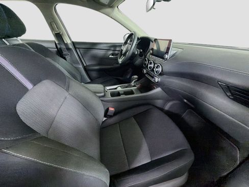 Used 2025 Nissan Sentra SV FWD image 28