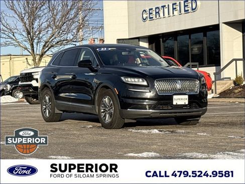 Used 2023 Lincoln Nautilus Reserve image 1