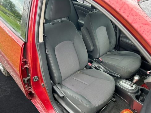 Used 2018 Nissan Versa SV FWD image 25