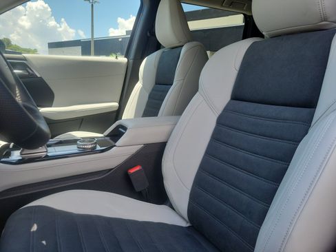 New 2026 Mitsubishi Outlander SE FWD image 21