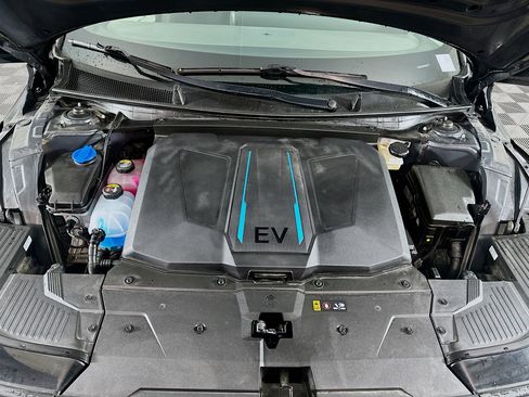 Used 2023 Hyundai Ioniq 5 SE image 32