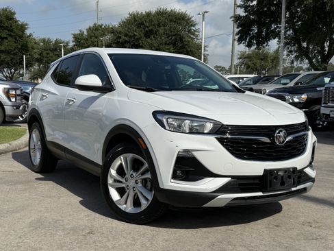 Used 2023 Buick Encore GX Preferred FWD image 2