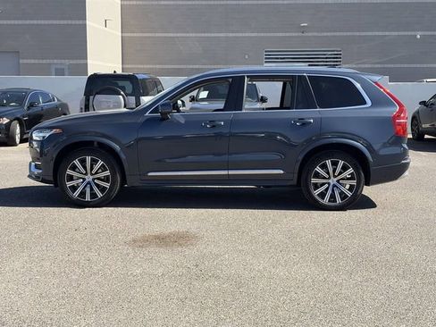 Certified 2022 Volvo XC90 T6 Inscription w/ Advanced Package AWD/4WD image 10