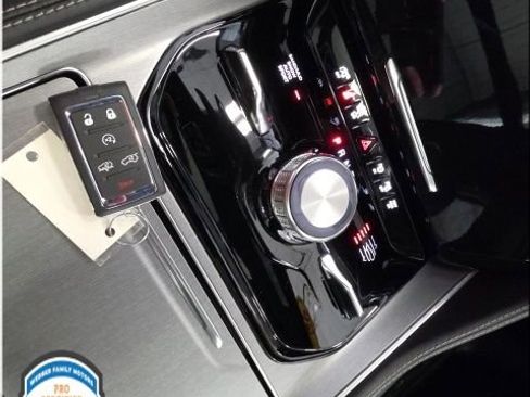 New 2026 Jeep Grand Wagoneer Limited AWD/4WD image 22
