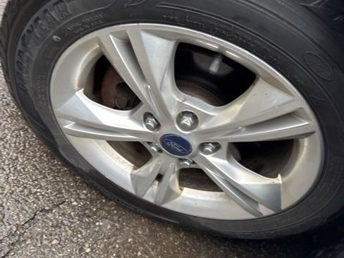 Used 2013 Ford Focus SE image 9