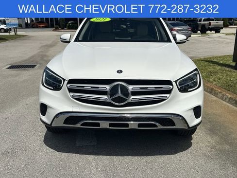Used 2021 Mercedes-Benz GLC 300 image 3