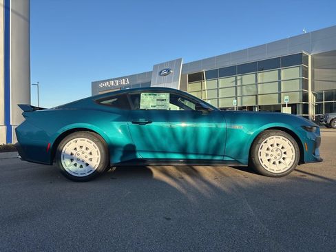 New 2026 Ford Mustang GT Premium w/ GT Performance Package RWD image 8