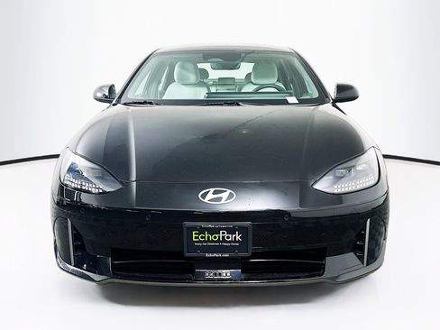Used 2024 Hyundai Ioniq 6 SEL RWD image 2