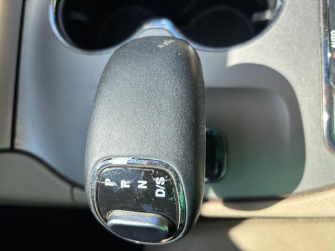 Used 2014 Jeep Grand Cherokee Limited image 17