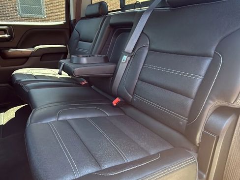 Used 2017 GMC Sierra 1500 Denali w/ Denali Ultimate Package AWD/4WD image 31