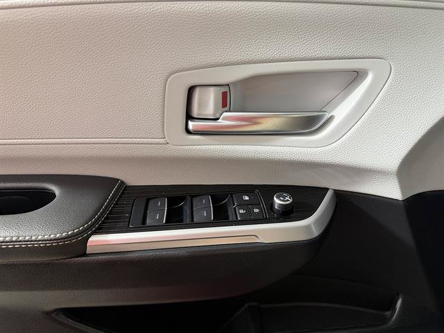Certified 2026 Toyota Sienna XSE AWD/4WD image 20