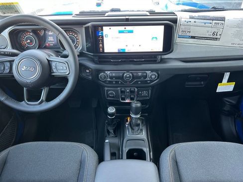 New 2026 Jeep Gladiator Sport image 13