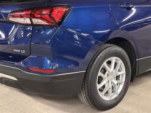Used 2022 Chevrolet Equinox LT image 9