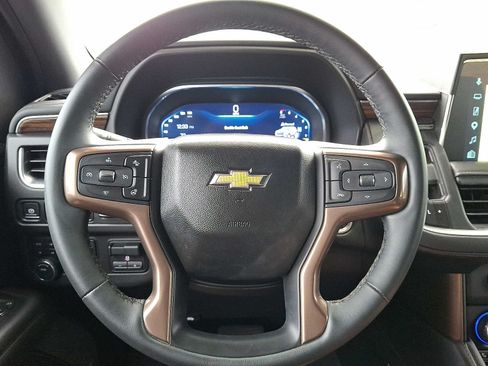 Used 2024 Chevrolet Suburban High Country w/ Premium Package AWD/4WD image 21
