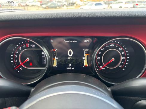 Used 2022 Jeep Gladiator Rubicon w/ Cold Weather Group image 23
