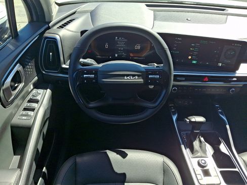 Used 2026 Kia Sorento S AWD/4WD image 12