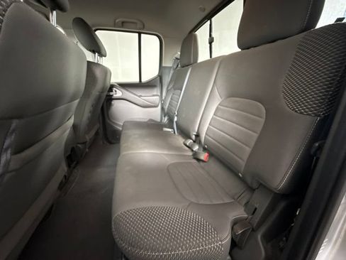Used 2018 Nissan Frontier PRO-4X AWD/4WD image 26