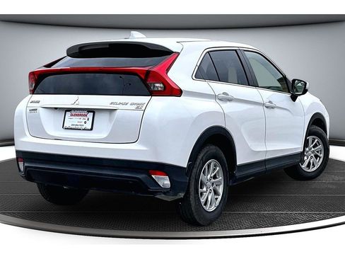 Used 2018 Mitsubishi Eclipse Cross ES FWD image 13