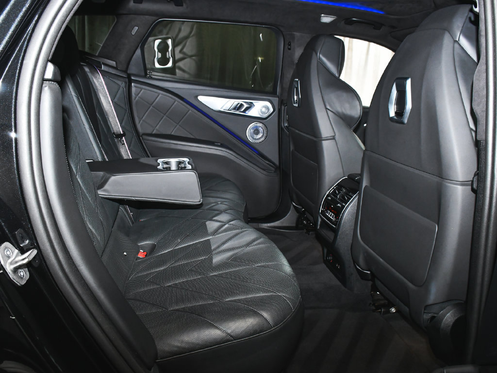 Used 2023 BMW XM AWD/4WD image 57