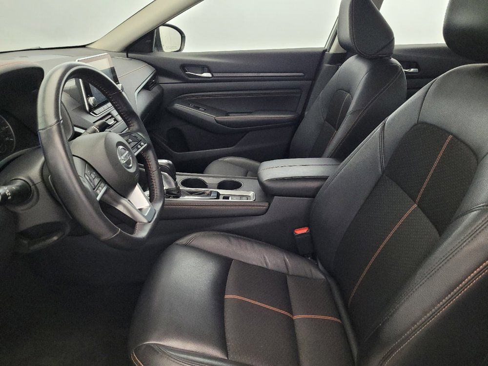 Used 2022 Nissan Altima 2.5 SR AWD/4WD image 17