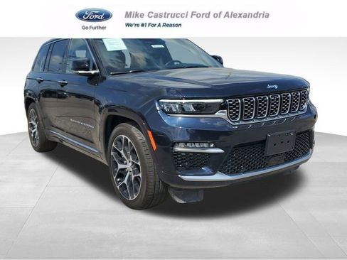 Used 2024 Jeep Grand Cherokee Summit AWD/4WD image 1