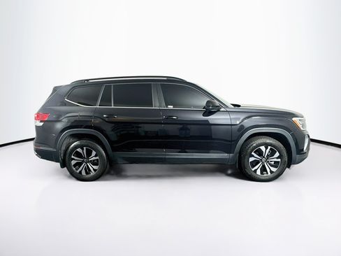 Used 2024 Volkswagen Atlas SE FWD image 10