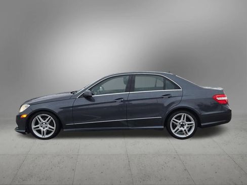 Used 2011 Mercedes-Benz E 350 Sedan image 3