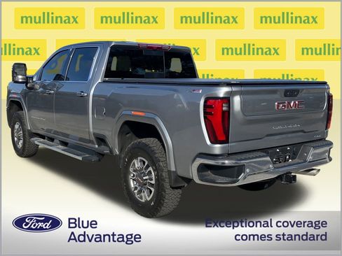 Used 2025 GMC Sierra 2500 SLT w/ SLT Premium Package image 10