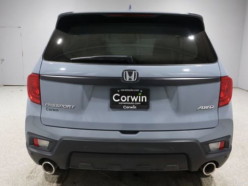 Used 2023 Honda Passport EX-L image 3