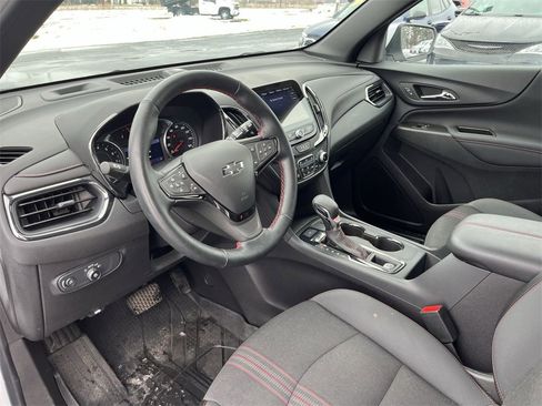 Certified 2024 Chevrolet Equinox RS image 10