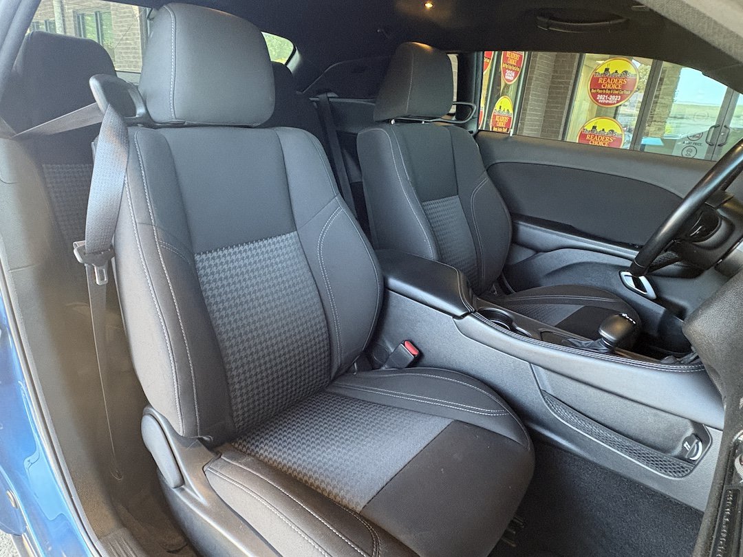 Used 2023 Dodge Challenger SXT RWD image 27