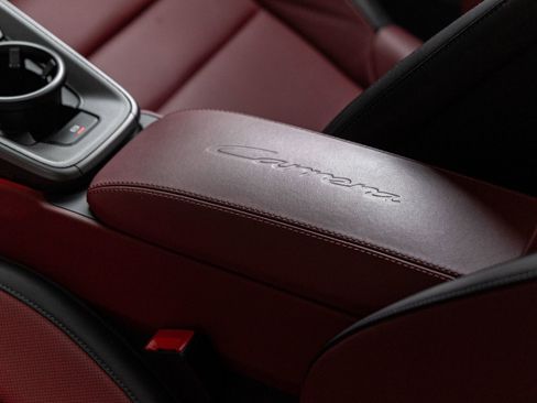 Certified 2025 Porsche 911 Carrera RWD image 26