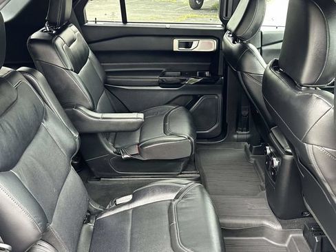 Used 2023 Ford Explorer ST w/ Equipment Group 401A AWD/4WD image 10