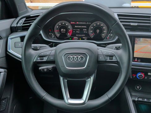 Certified 2024 Audi Q3 2.0T Premium Plus w/ Premium Plus Package image 21