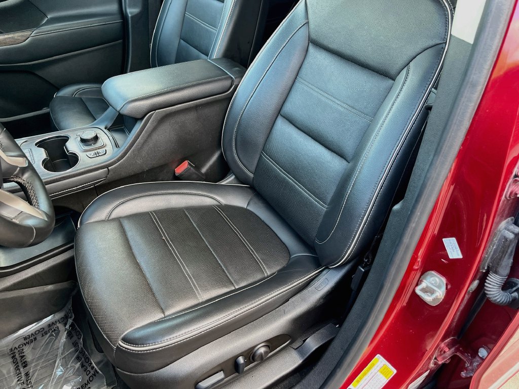 Used 2023 GMC Acadia Denali AWD/4WD image 20