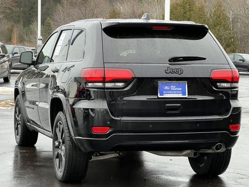 Used 2022 Jeep Grand Cherokee Laredo X image 41