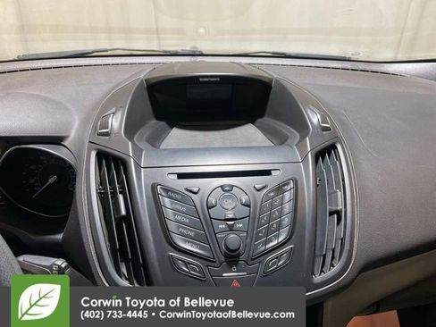 Used 2015 Ford Escape SE image 13