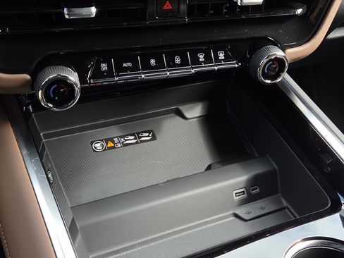 New 2026 Chevrolet Tahoe High Country image 21