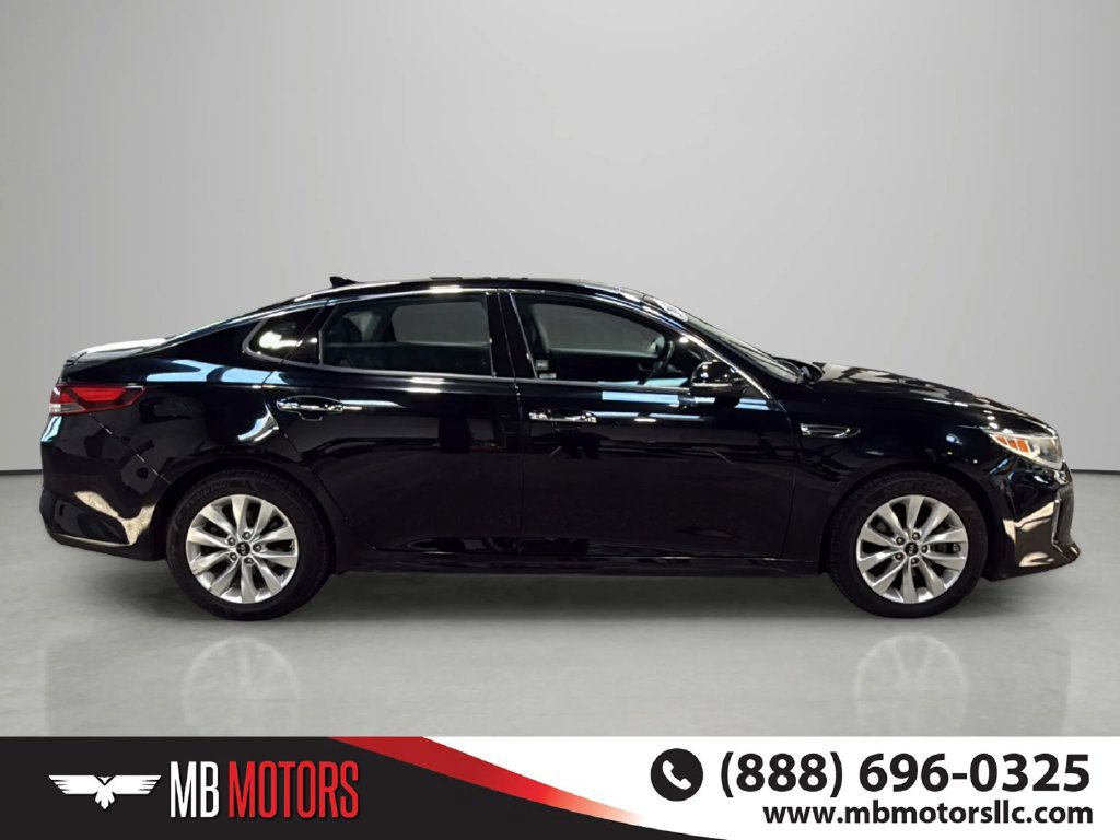 Used 2018 Kia Optima S w/ Panoramic Sunroof Package FWD image 3