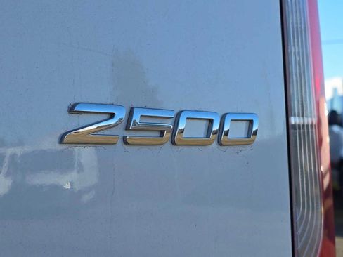 Used 2025 Mercedes-Benz Sprinter 2500 image 17