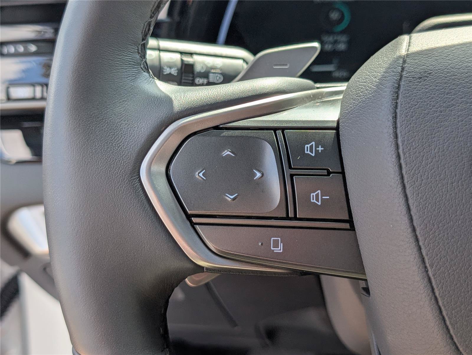 Certified 2025 Lexus RX 350 AWD/4WD image 23
