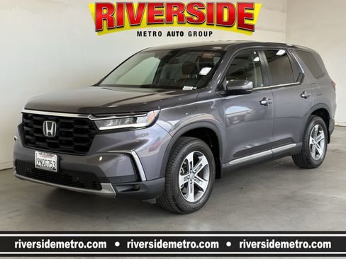 Certified 2025 Honda Pilot EX-L image 1