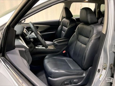 Used 2015 Nissan Murano Platinum w/ Platinum Technology Package AWD/4WD image 25