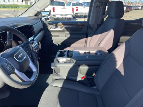 New 2026 GMC Sierra 1500 Elevation image 11