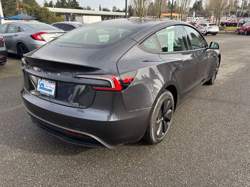 Used 2024 Tesla Model 3 image 5