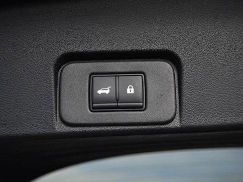 Certified 2024 Nissan Rogue SL image 29