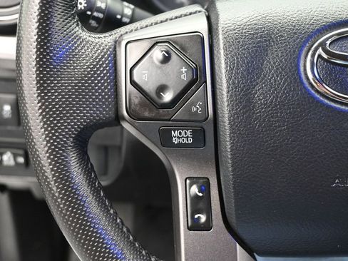 Used 2023 Toyota Tacoma TRD Off-Road AWD/4WD image 18